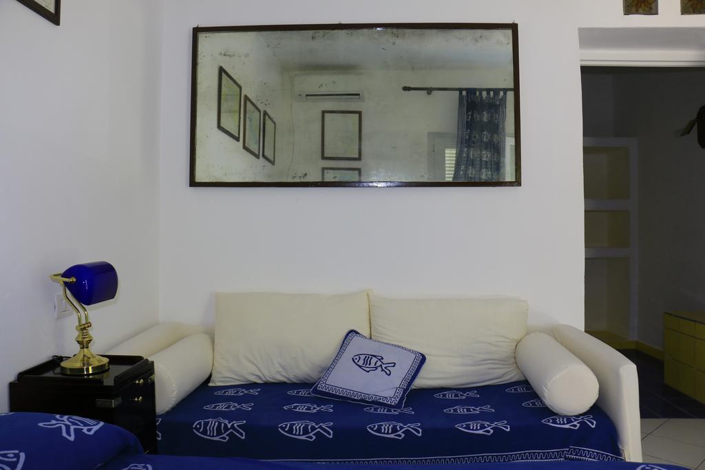 Cala Cavone Guest House Ponza Extérieur photo