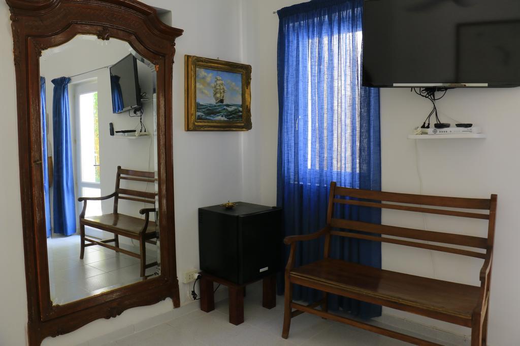 Cala Cavone Guest House Ponza Extérieur photo