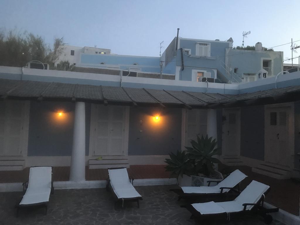 Cala Cavone Guest House Ponza Extérieur photo